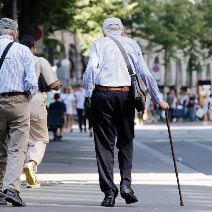Senioren in der Zürcher Bahnhofstrasse.