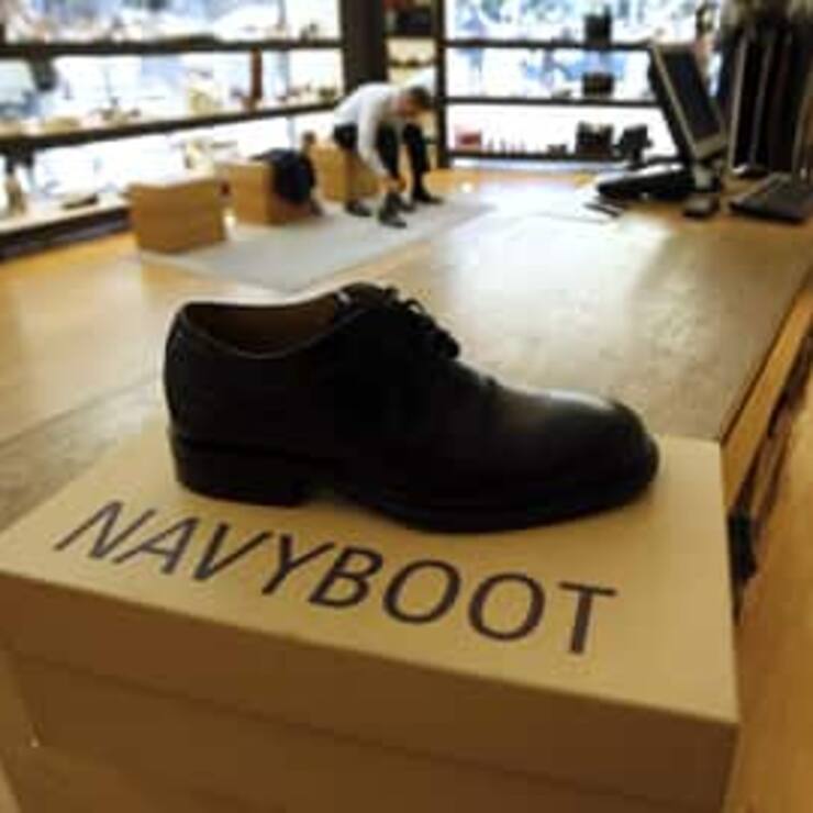 navyboot_0.jpg