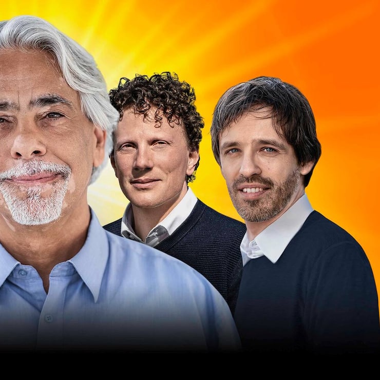 Die Synhelion-Gründer Gianluca Ambrosetti und Philipp Furler, ETH-Professor Aldo Steinfeld und die Climeworks-Gründer Christoph Gebald und Jan Wurzbacher (v.l.).