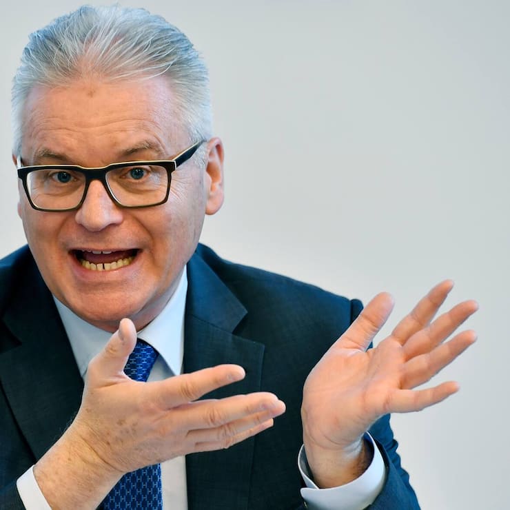 SCHWEIZ SICHERHEITSTECHNOLOGIE DORMA + KABA