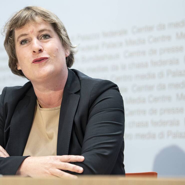 Sabine d’Amelio-Favez, Leiterin der Finanzkontrolle