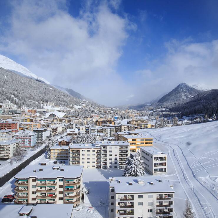 DAVOS, Jan. 16, 2017 Photo taken on Jan. 16, 2017 shows a general view of Davos in Switzerland, where preparations are taking place for the upcoming 47th Annual Meeting of the World Economic Forum (gl (FOTO: DUKAS/ZUMA)