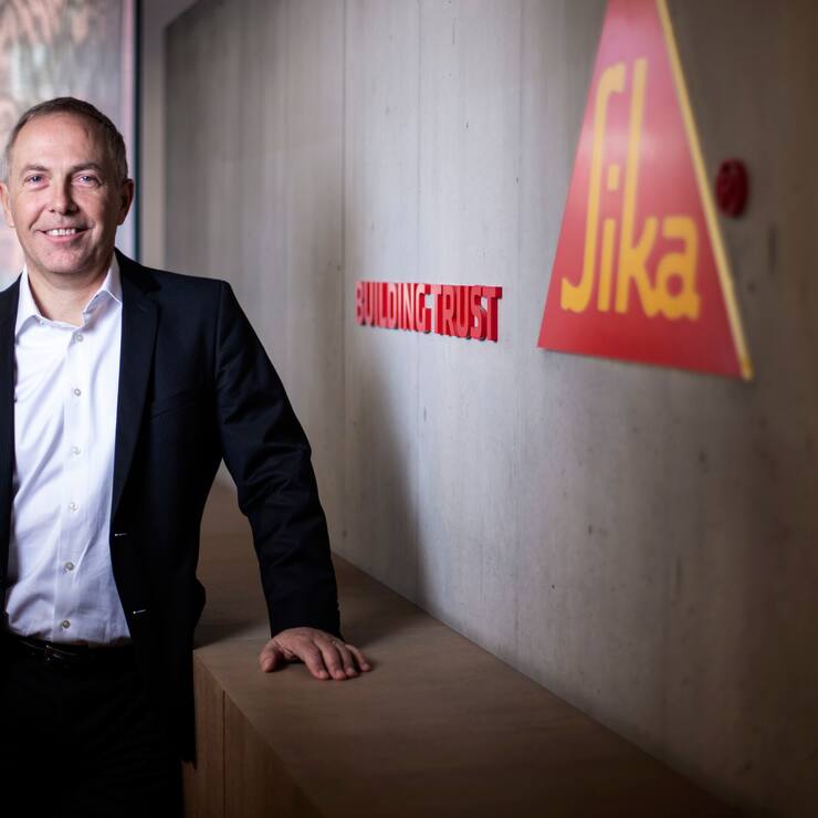 Sika Baar: Der CEO Thomas Hasler am Hauptsitz des Unternehmens in Baar.