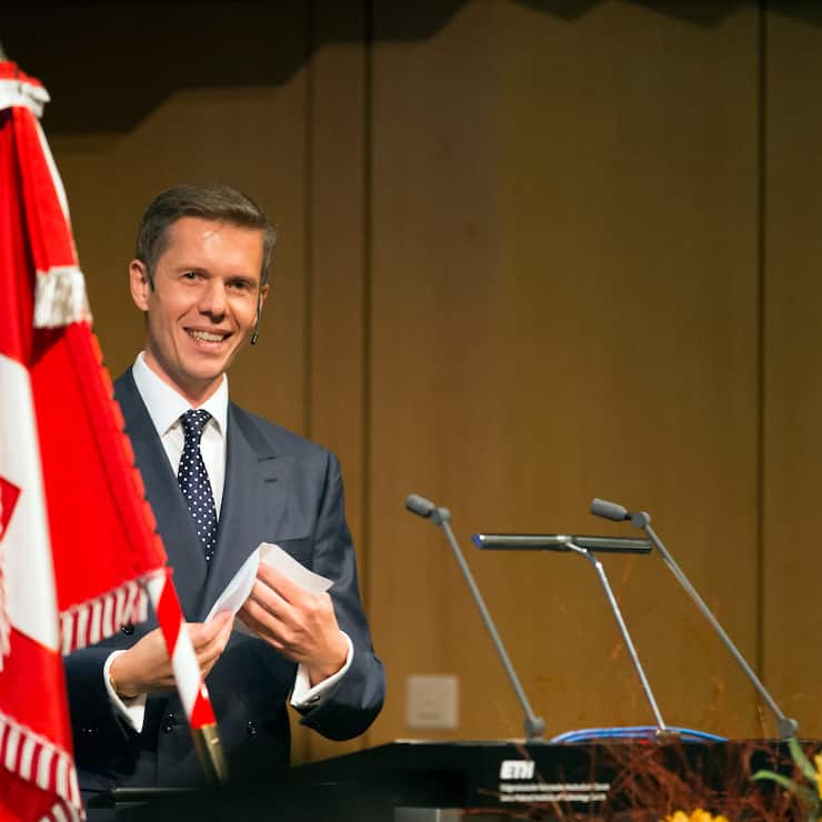 Marcus Keupp auf einem Podium