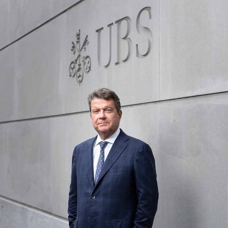 Colm Kelleher vor dem Hauptsitz der UBS in Zürich.
