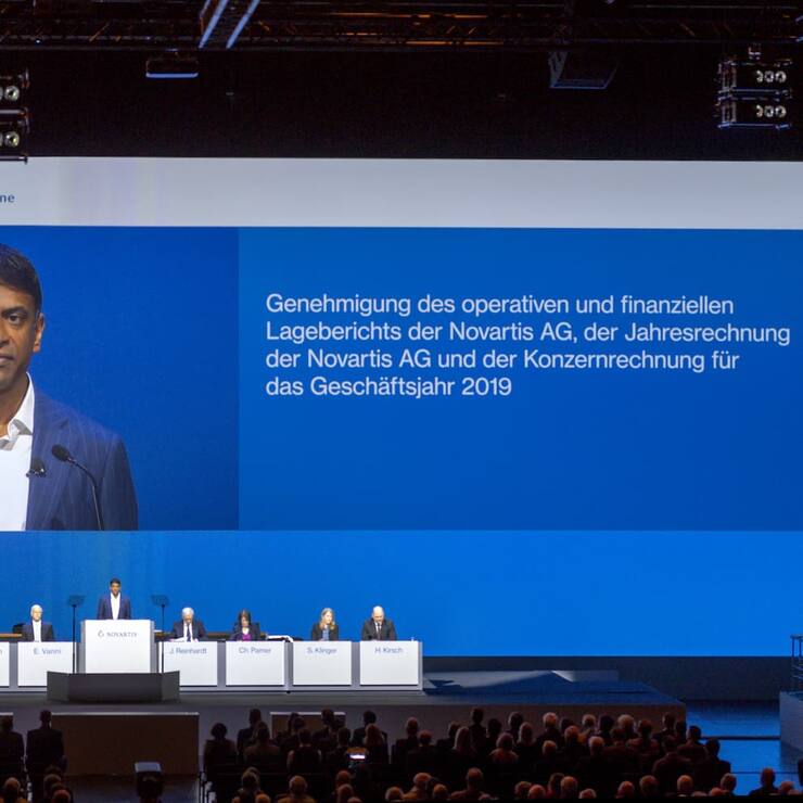 Vas Narasimhan, CEO von Pharma-Riese Novartis, spricht an einer Konferenz in Basel