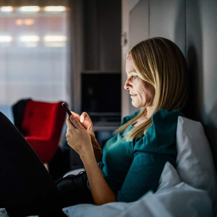 Business Woman Hotelzimmer