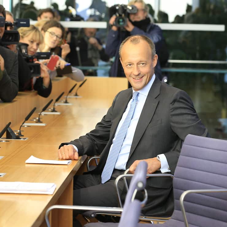 BERLIN, GERMANY - OCTOBER 31: Former Union faction leader Friedrich Merz poses for a photo before announcing his candidacy for Christian Democratic Union (CDU) chairmanship after German Chancellor Angela Merkel stated she won't run for re-election as party chair in Berlin, Germany on October 31, 2018. (Photo by Erbil Basay/Anadolu Agency/Getty Images)