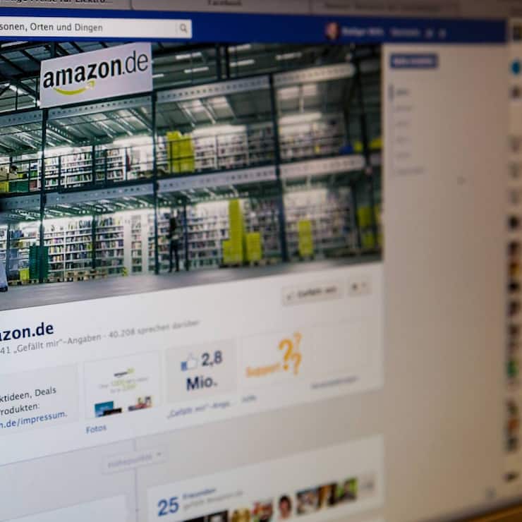 Nach einem Fernsehbericht über die Arbeitsbedingungen beim Internet Versandhaus Amazon kommt es zu Protesten (shitstorm) im Internet, insbesondere im Sozialen Netzwerk Facebook