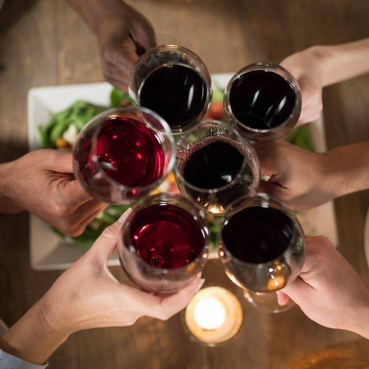 Wein Festtage Esstisch