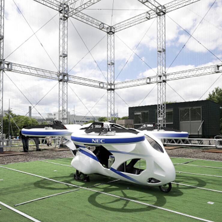 Prototyp Fliegendes Auto KI