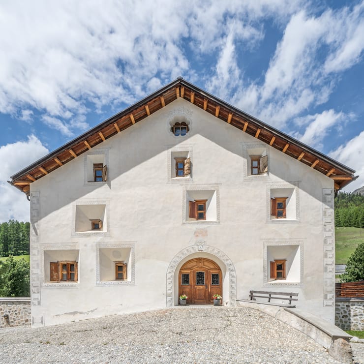 Liegenschaft in Cinuos-chel, Engadin, Immobilien