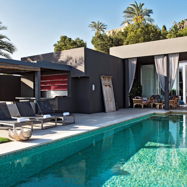 Villa Anja Graf, Immobilien
