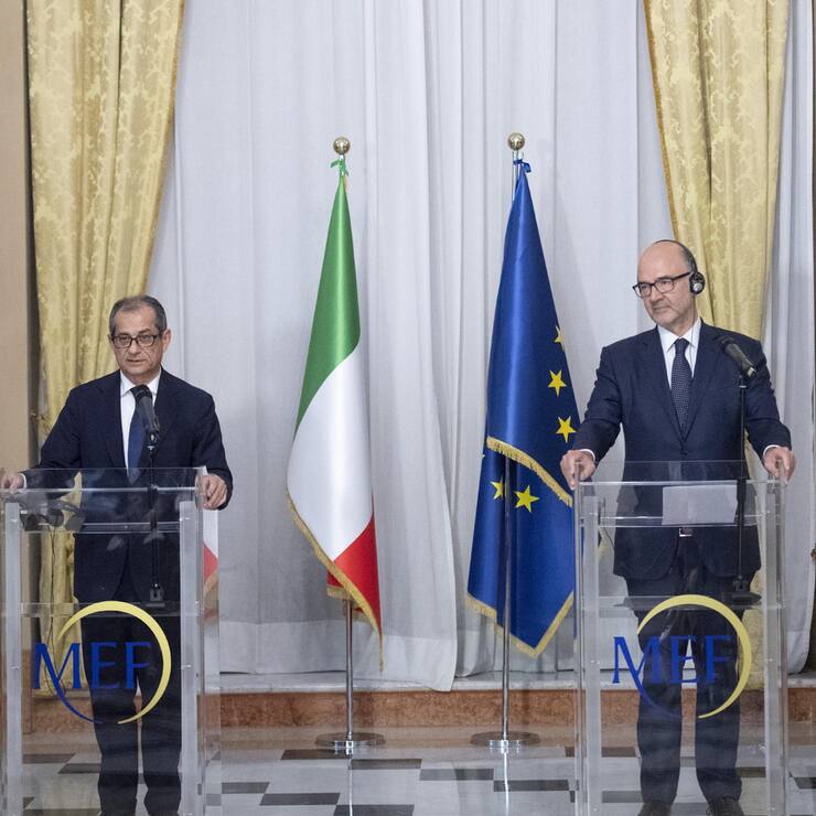 Giovanni Tria (L) und Pierre Moscovici (R) 