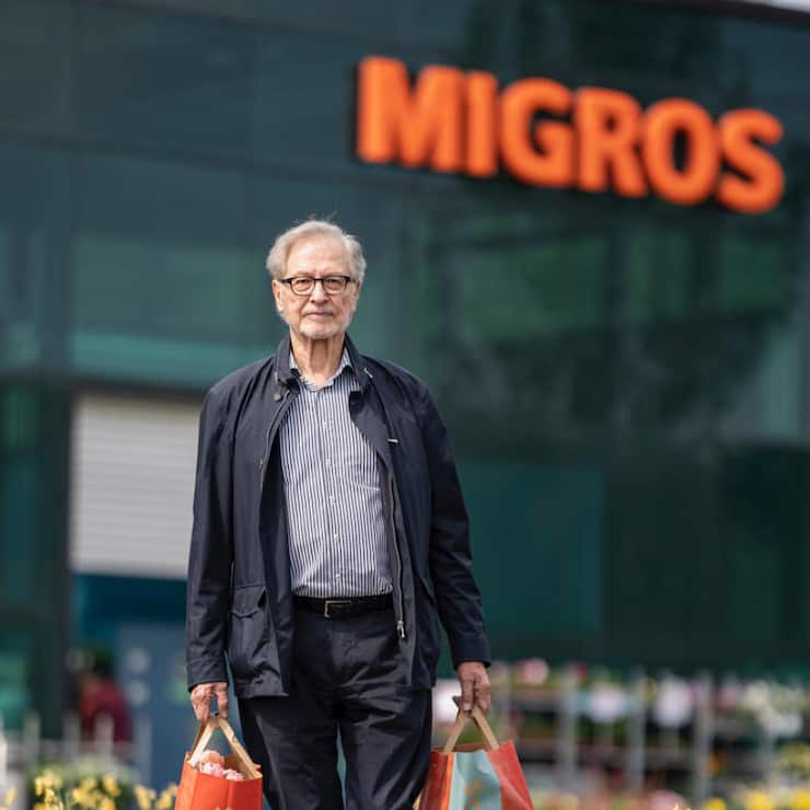 Anton Scherrer (81) war von 2002 bis 2005 Präsident der Generaldirektion der Migros. Davor war er zehn Jahre ­Industrie- und Logistikchef. Im Bereich Logistik setzte er strukturelle Reformen um.
