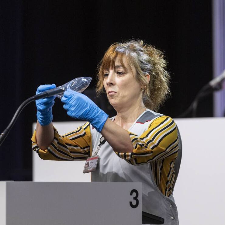 SCHWEIZ SESSION NATIONALRAT CORONAVIRUS Bernexpo Desinfektion