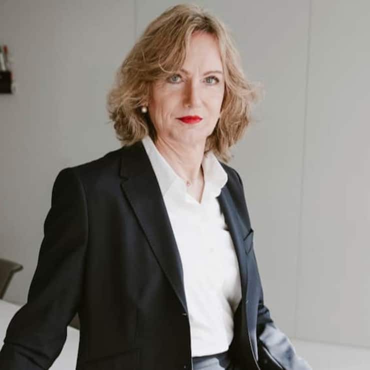 BIL 09/23 MA Christina Henkel