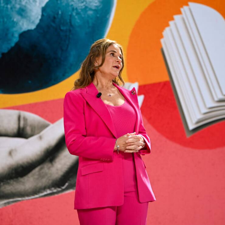 Melinda French Gates ist eine Philanthropin, Geschäftsfrau und weltweite Fürsprecherin für Frauen und Mädchen. 