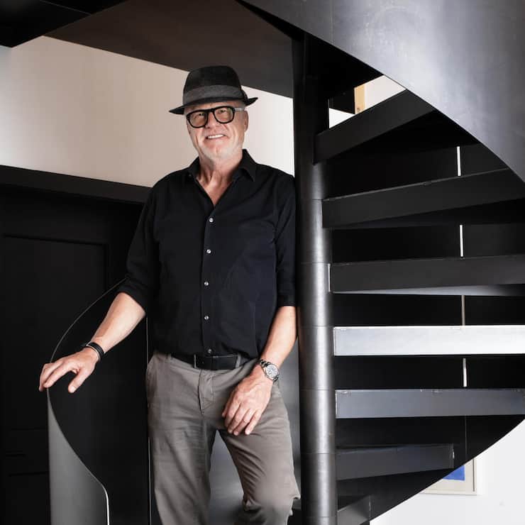 <p>Duri Vital ist in Sent als Sohn eines Holzhändlers geboren worden und aufgewachsen. Sein Ruf: Spezialist für den Umbau alter Engadiner Häuser.</p>