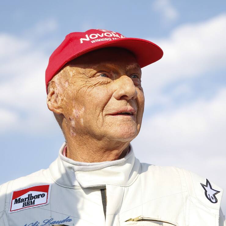 ABD0003_20190521 - SPIELBERG - ÖSTERREICH: ++ ARCHIVBILD ++ ZU APA0008 VOM 21.5.2019 - Niki Lauda am Samstag, 30. Juni 2018, während des Legenden-Rennens am Red Bull Ring in Spielberg. Formel-1-Legende Niki Lauda ist tot. Der 70-jährige dreifache Formel-1-Weltmeister und Flug-Unternehmer sei am Montag, 20. Mai 2019, im Kreis seiner Familie friedlich entschlafen, teilte die Familie in der Nacht auf Dienstag mit. (ARCHIVBILD VOM 30.6.2018) - FOTO: APA/ERWIN SCHERIAU