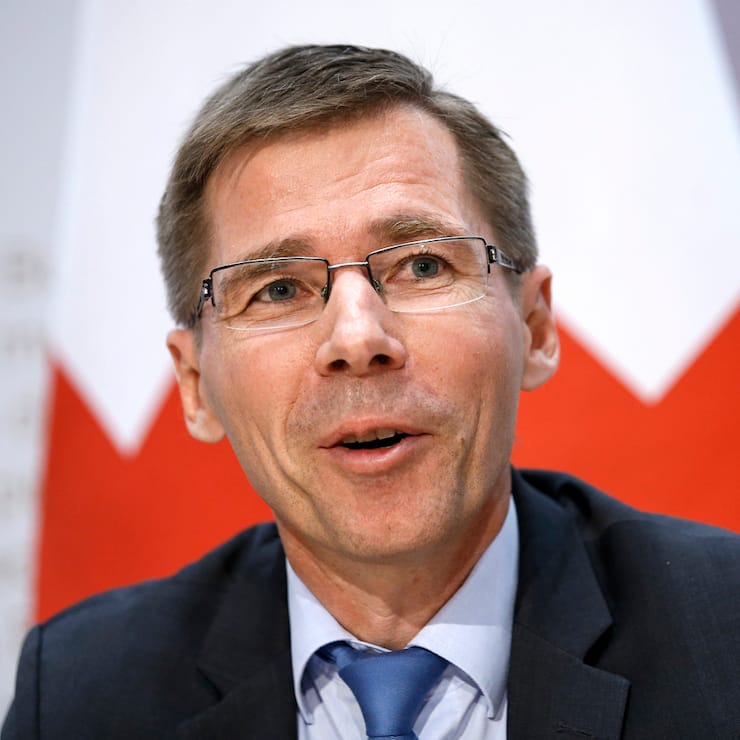 Joel Mesot, neuer Praesident ETH Zuerich, spricht waehrend einer Medienkonferenz, am Mittwoch, 24. Oktober 2018 in Bern. (KEYSTONE/Peter Klaunzer)