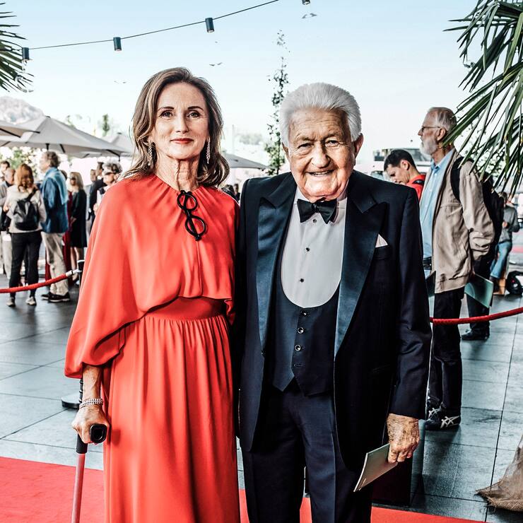 Jörg Bucherer, hier mit Isabel Zumtobel am Lucerne Festival 2019, ist kurze Zeit nach dem Verkauf an Rolex gestorben.