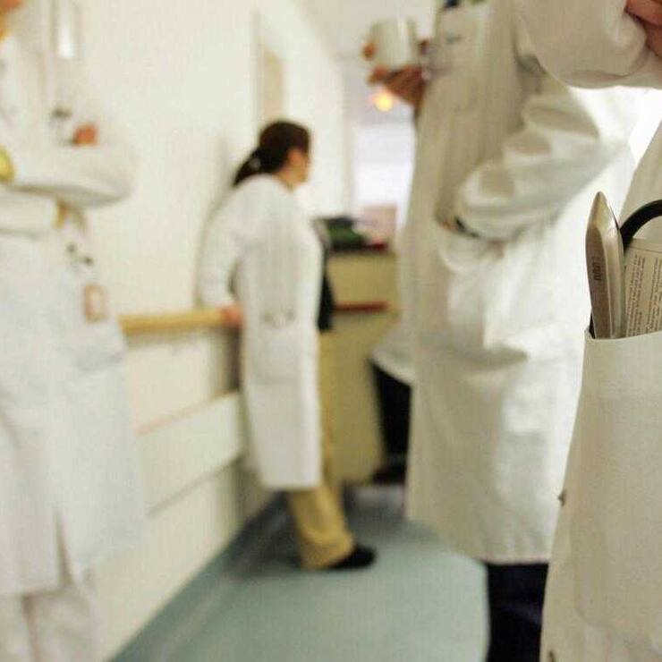 Spital Arzt Gesundheitsberufe Fachkraefte