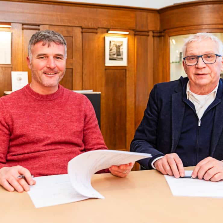 Neuer Teilhaber und Verwaltungsrat bei Dubois et fils: Alex Frei (links) mit Compagnon Thomas Steinemann.