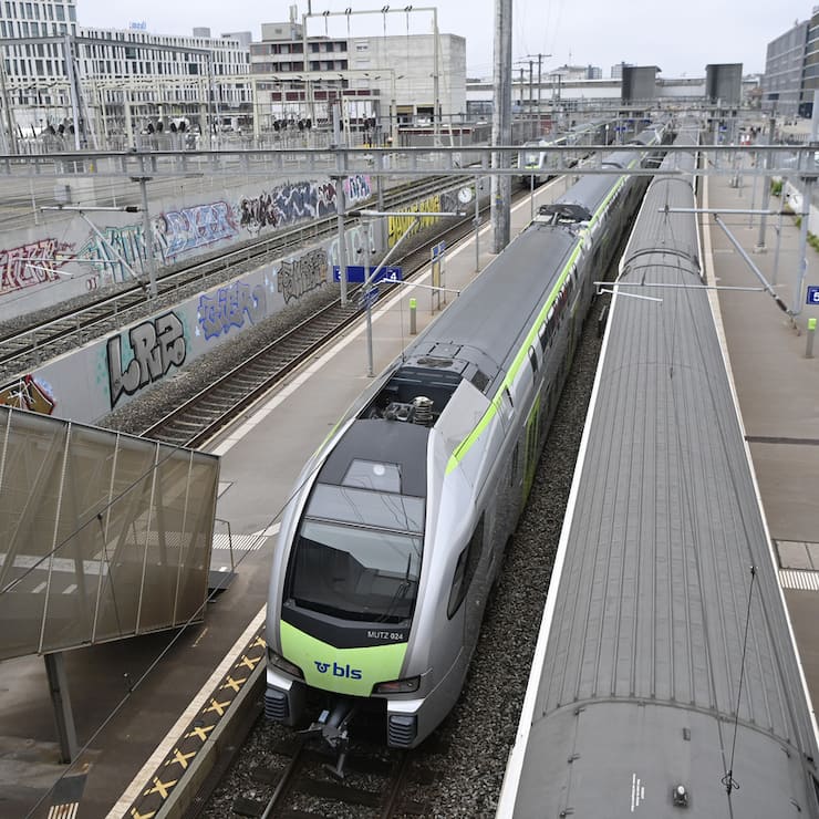 SCHWEIZ BAHN SBB STOERUNG BERN WANKDORF