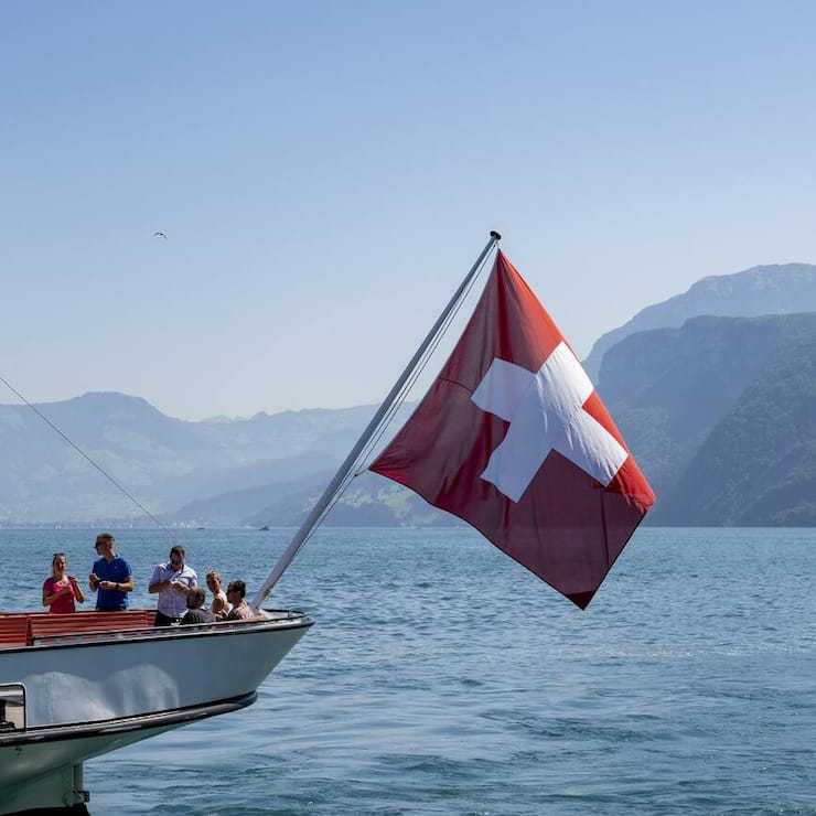 SCHWEIZ VIERWALDSTAETTERSEE SCHIFFFAHRT SGV