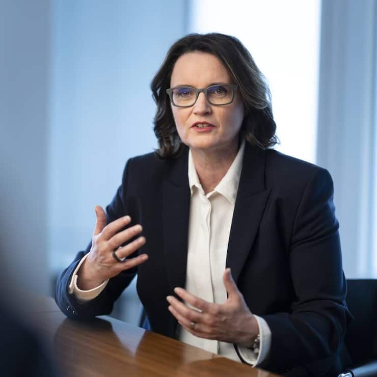 SCHWEIZ FINMA MARLENE AMSTAD