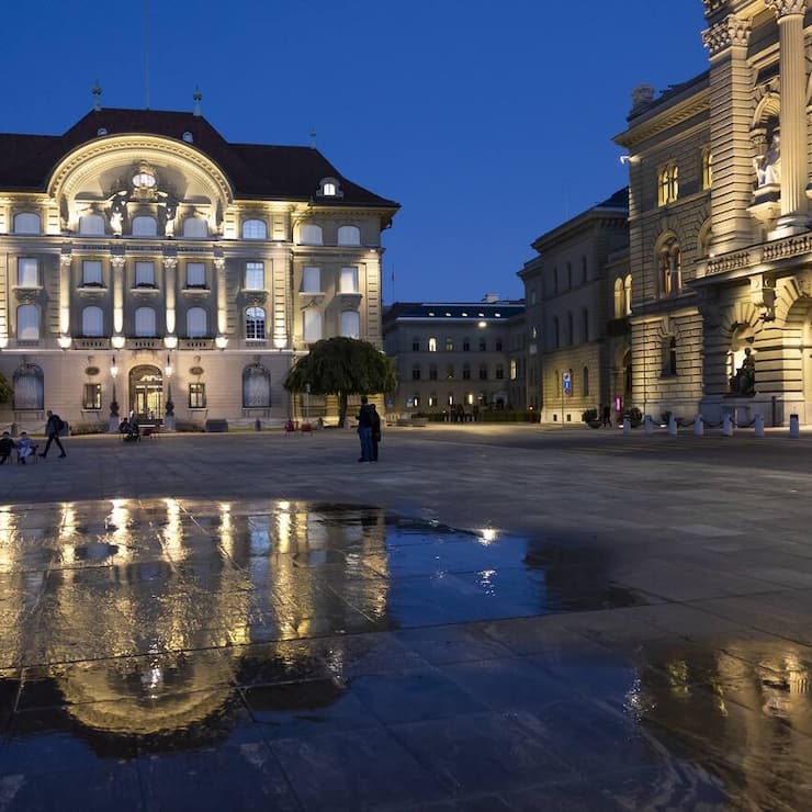 SCHWEIZ BERN SCHWEIZERISCHE NATIONALBANK SNB BUNDESHAUS