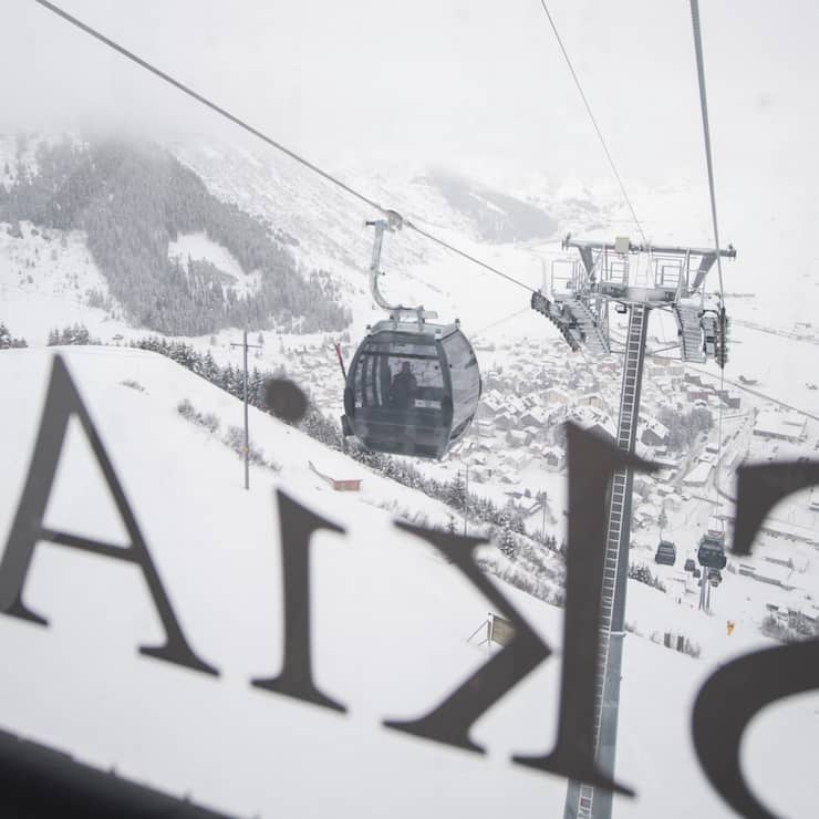 Skiarena_Andermatt_Sedrun_Samih_Sawiris_Schnee.JPG