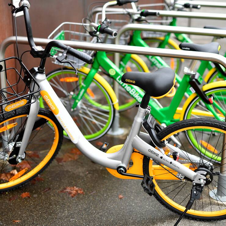 Velos Lime-Bike und O-Bike