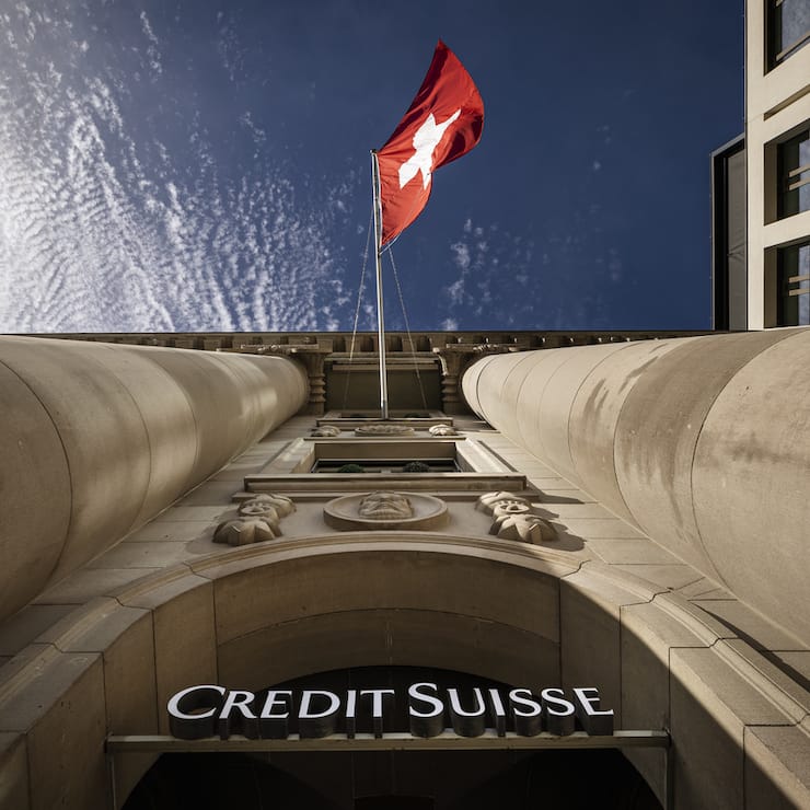 Das Logo der Credit Suisse an einem Gebäude in Luzern.