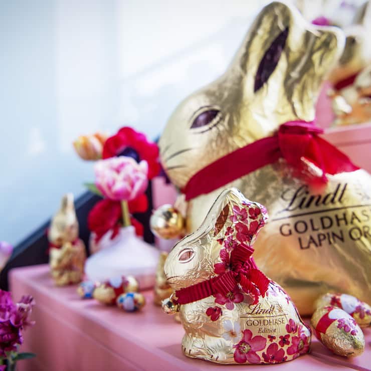 A Lindt Gold Rabbit during a press conference on the company's full-year results for 2017, Tuesday, March 6. 2018, in Kilchberg, Switzerland. (KEYSTONE/Melanie Duchene)
