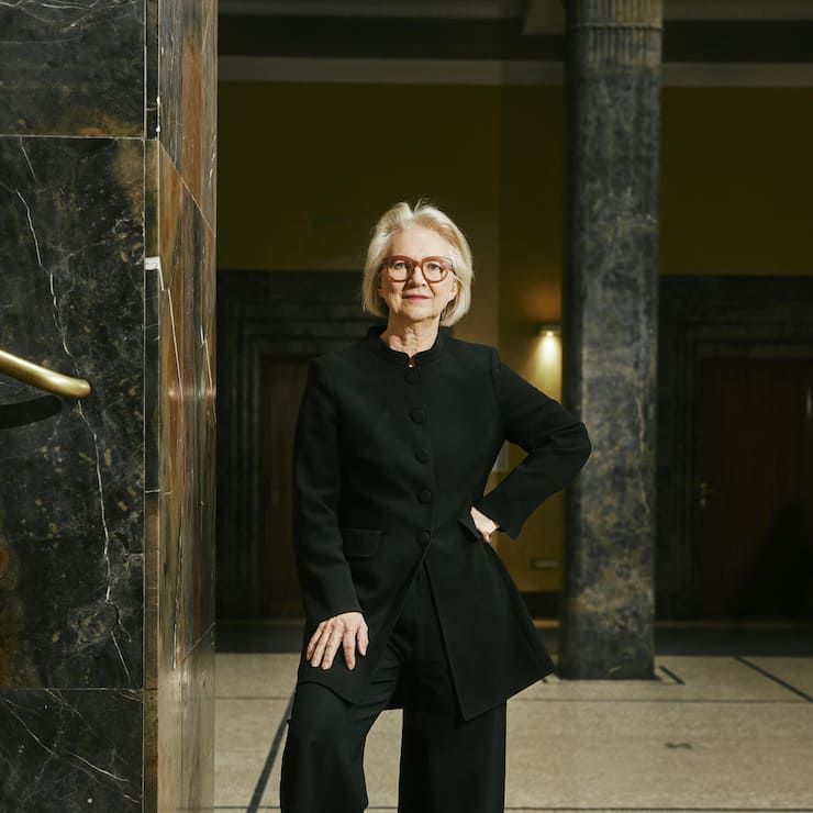 <p>Monika Schnitzer plädiert für mehr Unabhän­gigkeit – auch in der Rüstungs­industrie.</p>