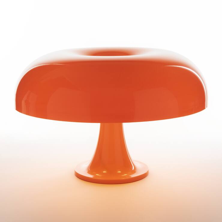 Artemide_Lamp.png