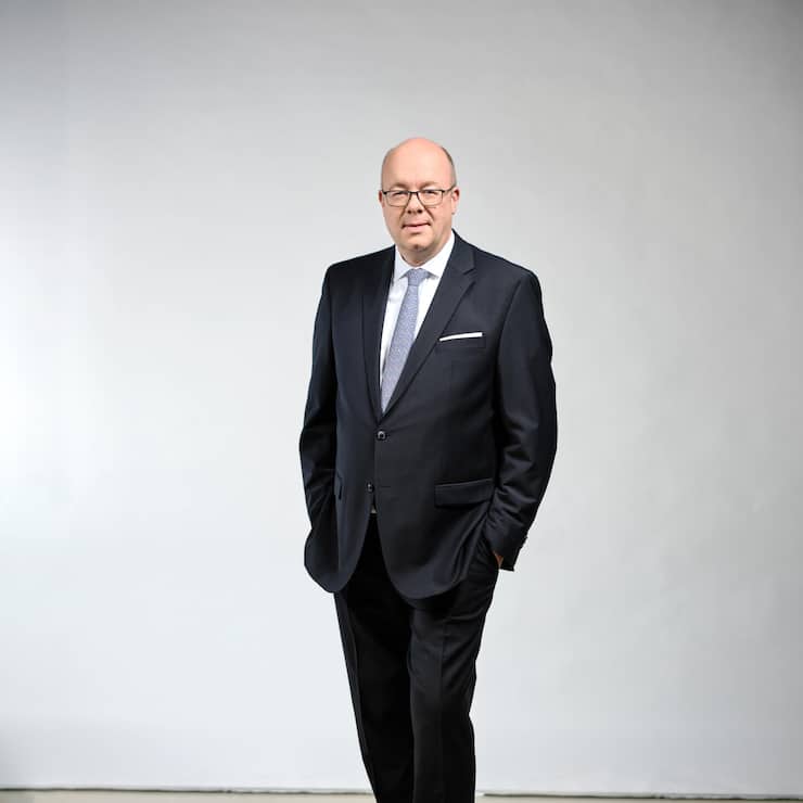 <p>Christian Nolting ist seit Juli 2021 Chief Investment Officer für das ­Privatkundengeschäft der Deutschen Bank.</p>