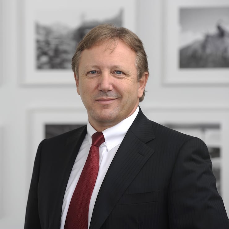 HANDOUT -  Undatiertes Portraet von Hans-Ulrich Meister. Hans-Ulrich Meister, bis letzten Oktober Geschaeftsleitungsmitglied der Credit Suisse, wechselt zu Implenia. Der Baukonzern schlaegt ihn als neuen Verwaltungsratspraesidenten vor, wie Implenia am Montag 8. Februar 2016 mitteilte. (Handout Implenia) *** NO SALES, DARF NUR MIT VOLLSTAENDIGER QUELLENANGABE VERWENDET WERDEN ***