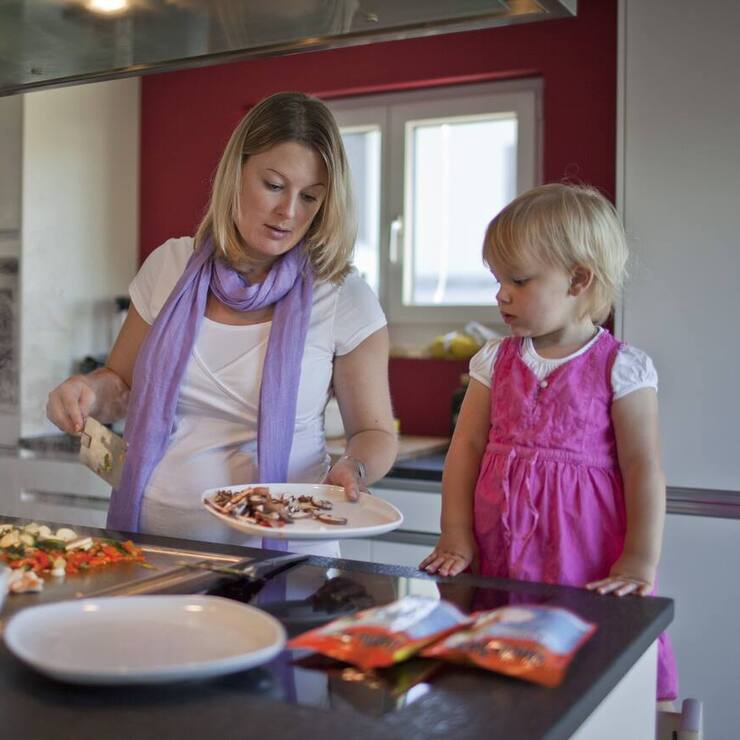 Mutter Kind Kochen Familie Herd