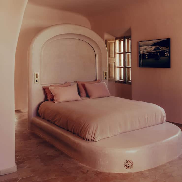 <p>Die Finca Hotel Corazón im Norden Mallorcas ist das Werk der britischen Fotografin Kate Bellm und des Künstlers Edgar Lopez.</p>
