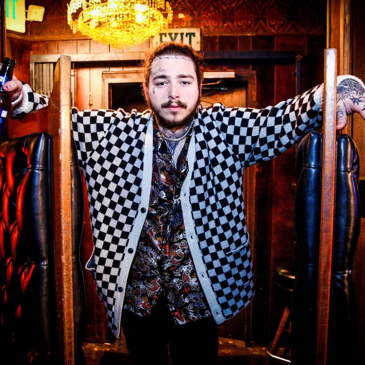 Post Malone behind the scenes before his Bud Light Dive Bar Tour show in Nashville at Footsies Dive Bar on March 20, 2018 in Los Angeles, California. (Photo by Rich Fury/Getty Images for Bud Light)