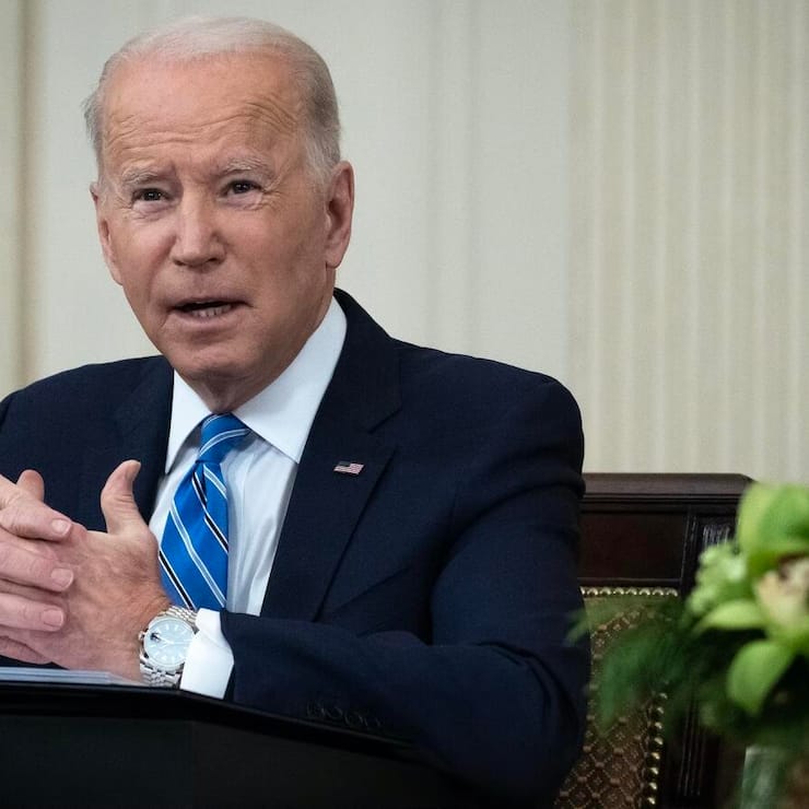 Joe Biden trägt eine Rolex Datejust.