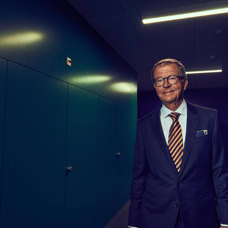 BIL 09/23 GesprA$?ch JAPrg Wolle 