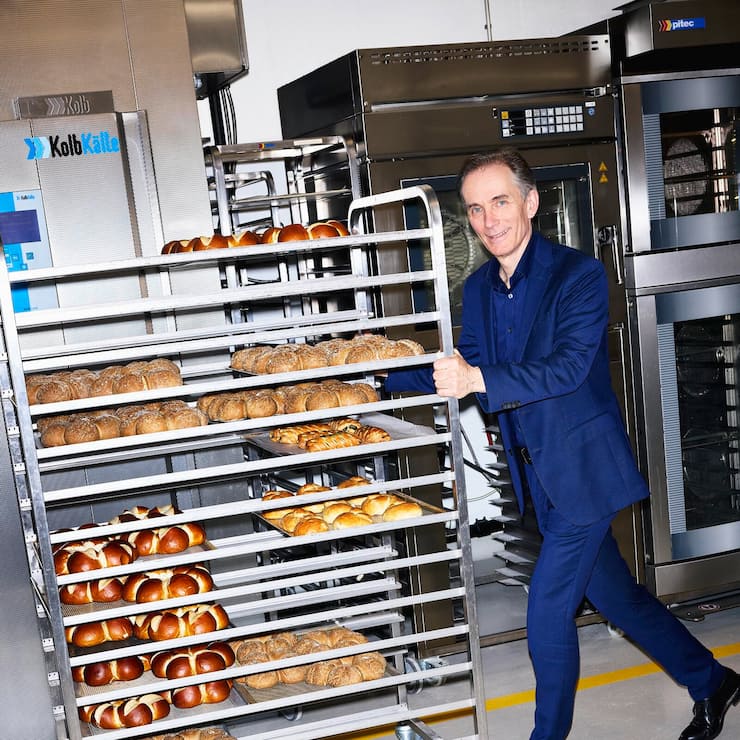 Urs Jordi machte einst eine Bäckerlehre. Als Präsident und CEO von Aryzta hat er das Unternehmen wieder auf Kurs gebracht.