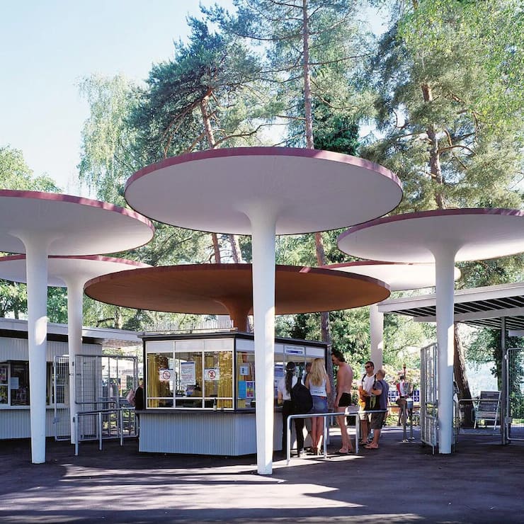 Badi-Restaurants, wie das der Stadtzürcher Badi Tiefenbrunnen, sind hart umkämpft.