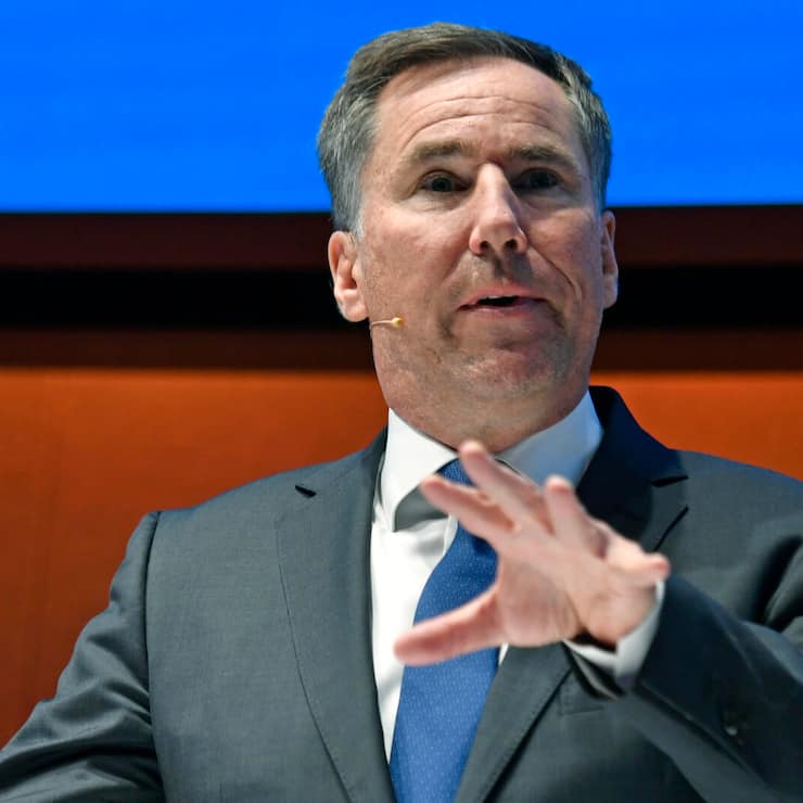 Jan Jenisch, CEO LafargeHolcim spricht an der Bilanzmedienkonferenz in Zuerich am Donnerstag, 7. Maerz 2019. (KEYSTONE/Walter Bieri)