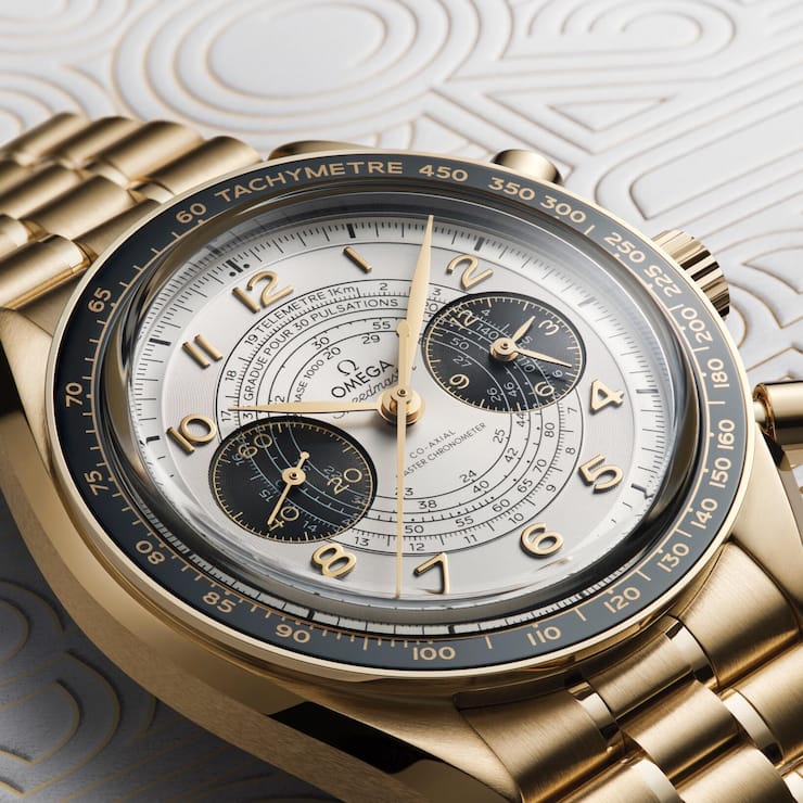 Die Omega Speedmaster Chronoscope in Gold.