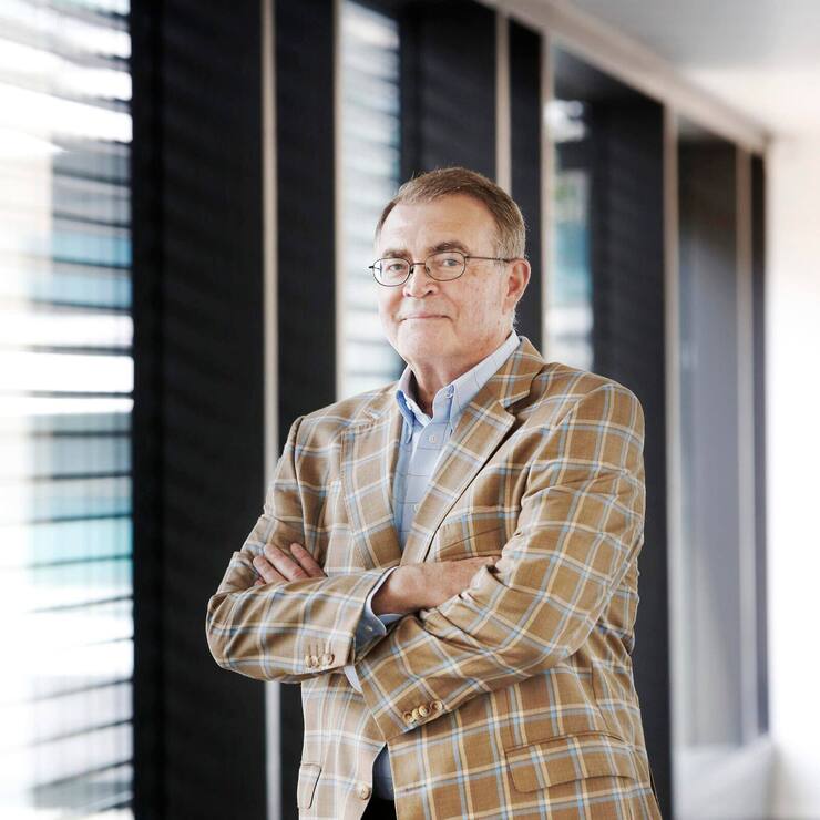 Series of portraits of shareholders of main CH Cies / 2024 Dividendes !!Some are low rez